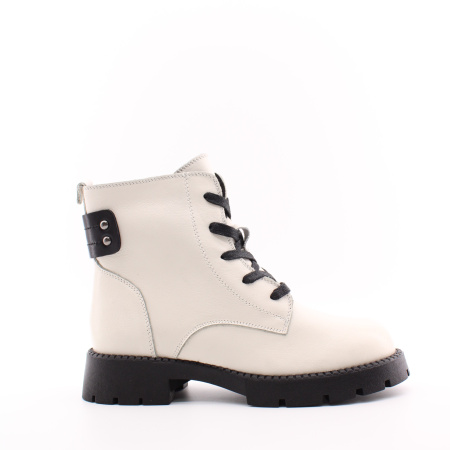 MADELLA ботинки молочного цвета