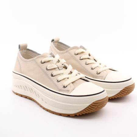 Кеды с перфорацией