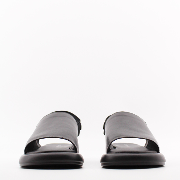 COVANI сандалии с закрытой союзкой