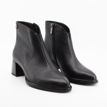 LUKME ботильоны