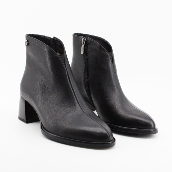 LUKME ботильоны