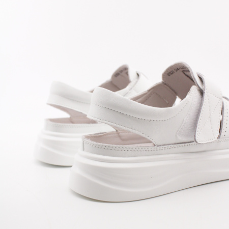 COVANI сандалии с закрытым носом 