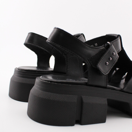 LUKME босоножки массивная подошва