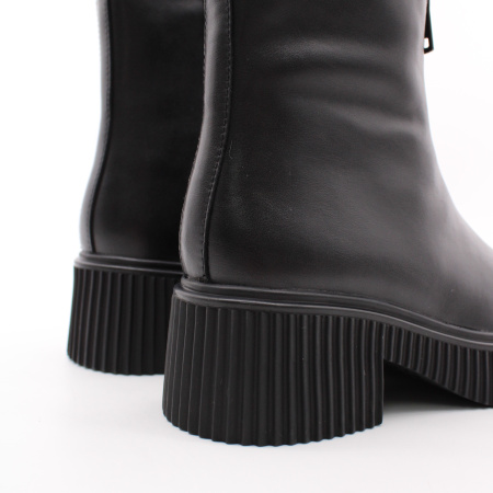 LUKME ботильоны