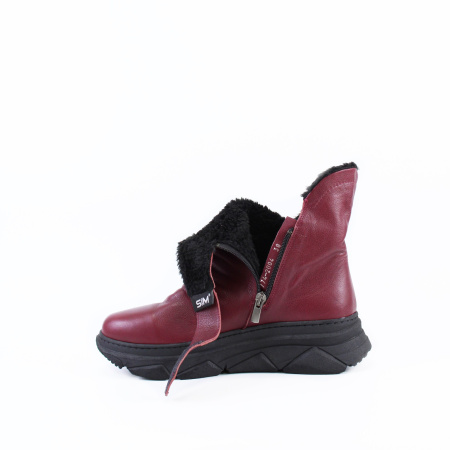 Ботинки на липучках