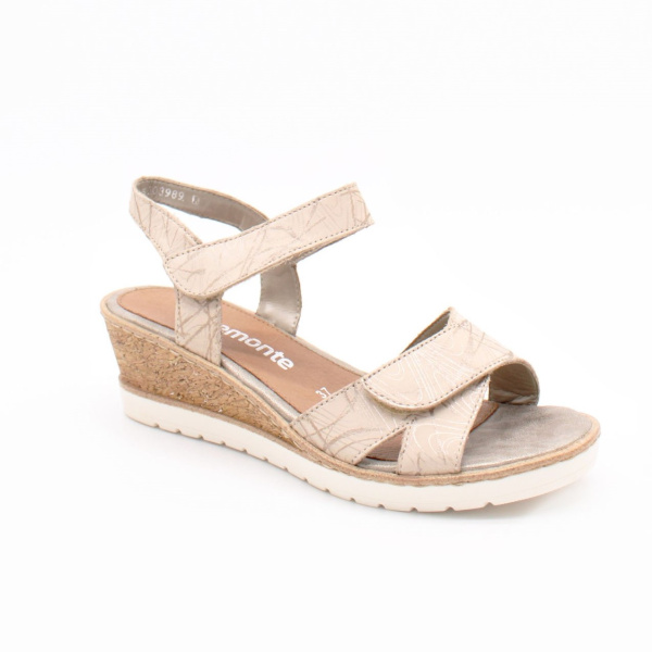 Босоножки на танкетке REMONTE