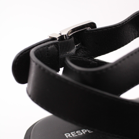 RESPECT босоножки