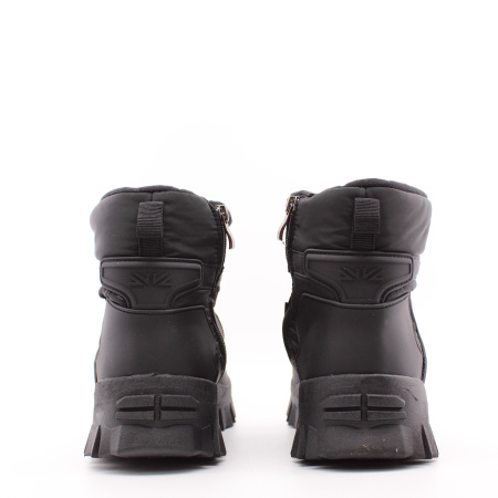 CROSBY кроссовки