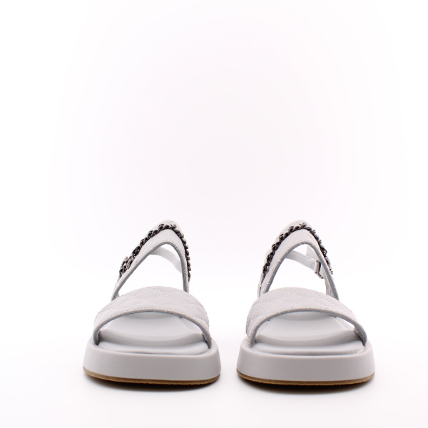 Серые босоножки MADELLA