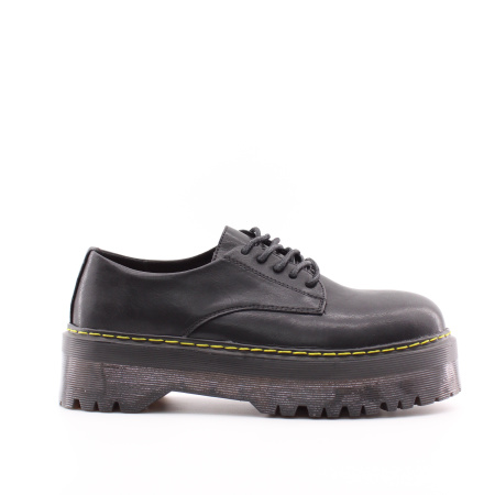 Полуботинки на массивной подошве