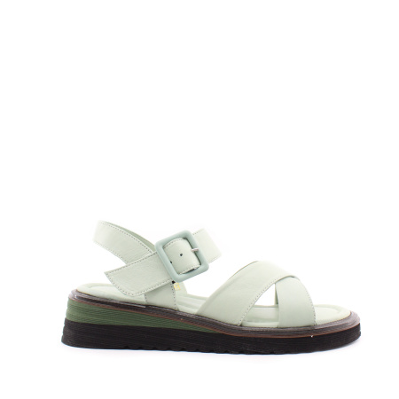 Босоножки салатового цвета SandM