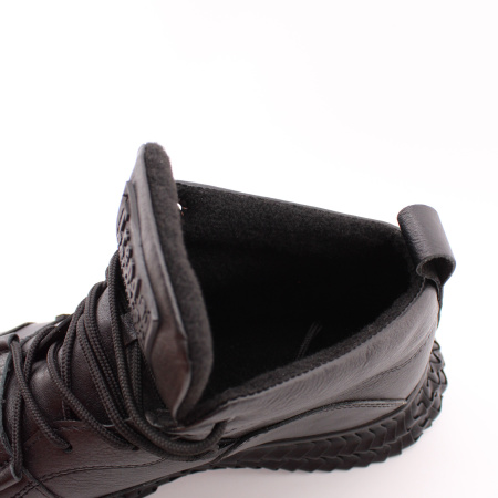 Кроссовки BASKARA