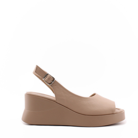 Босоножки MADELLA