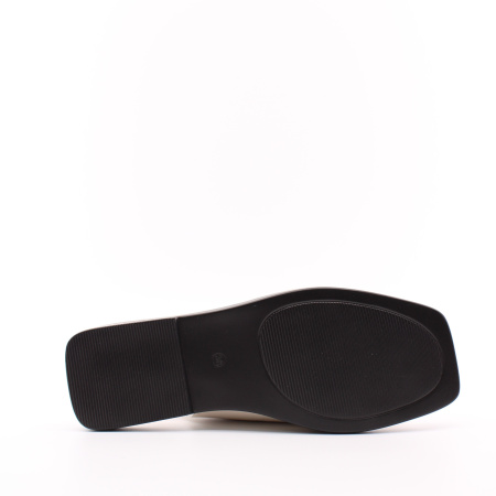 Сандалии светлые BONAVI