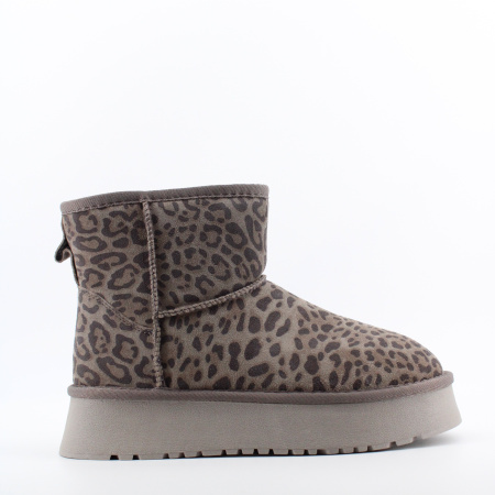 MADELLA леопардовые угги