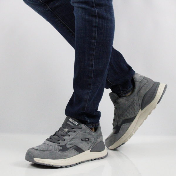 STROBBS кроссовки с анатомической стелькой