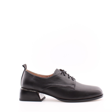 Закрытые туфли на устойчивом каблуке RESPECT