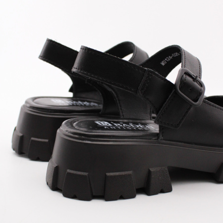 BADEN босоножки на массивной подошве