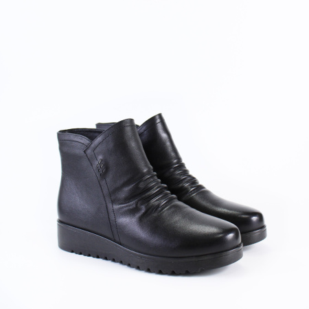 Ботинки на танкетке BONAVI