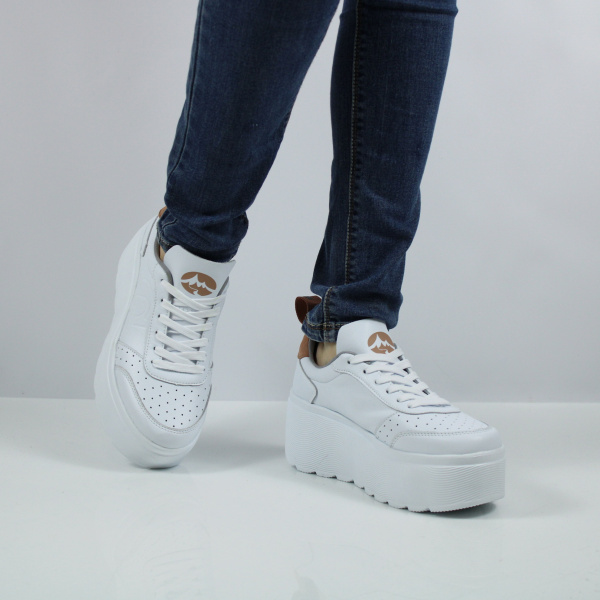 GRUNBERG кроссовки белые на высокой подошве