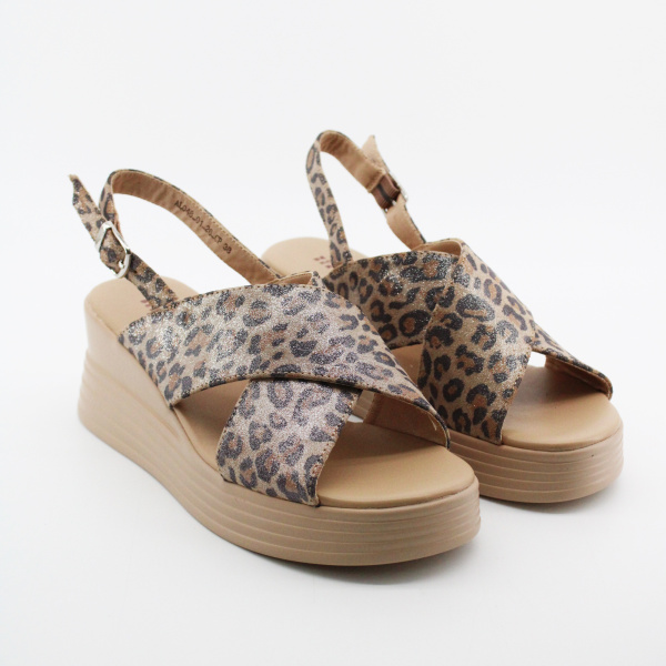 SPUR босоножки- леопард