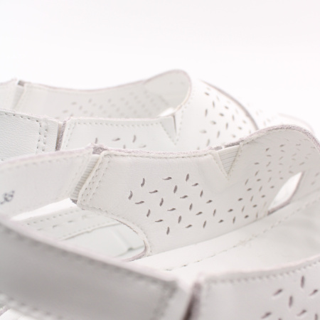 SPUR босоножки на рифленной подошве