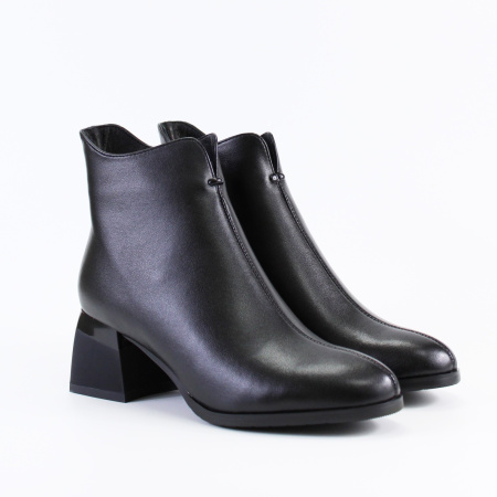 Ботильоны черные BONAVI