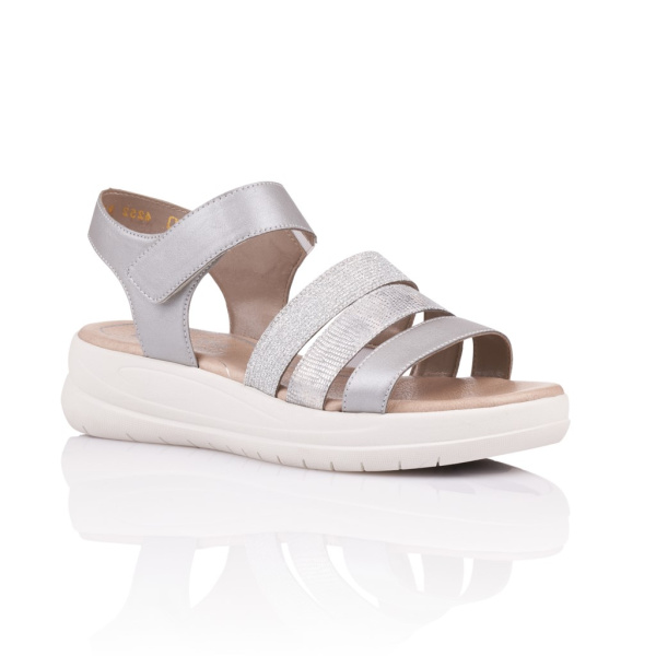 Серебрянные сандалии на танкетке REMONTE