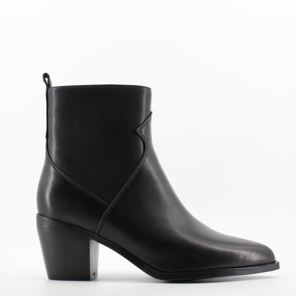 MADELLA ботильоны с зауженным носком