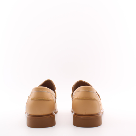 Лоферы из натуральной кожи MADELLA