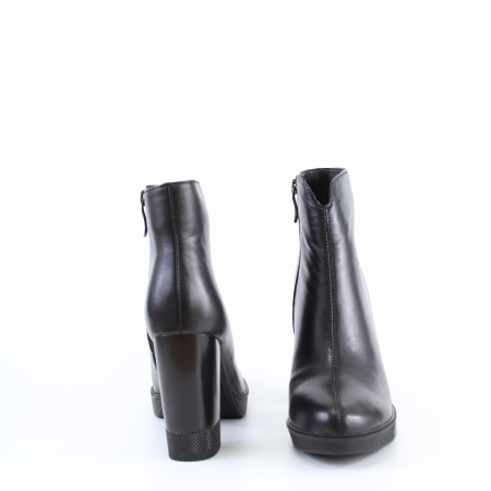 Ботильоны на высоком каблуке RESPECT