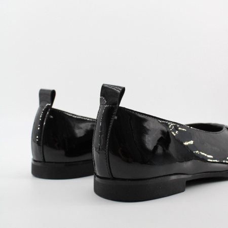 COVANI балетки из натуральной кожи