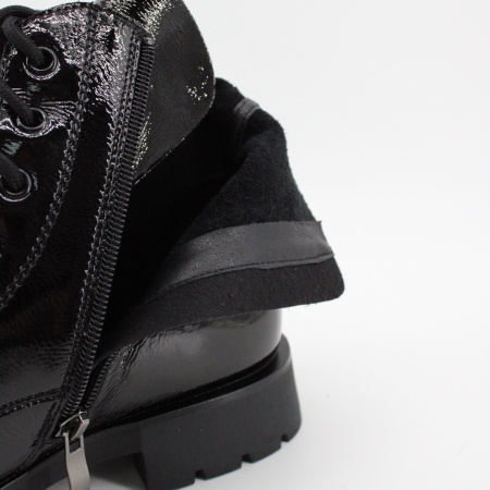 TOFA лаковые ботинки на шнуровке