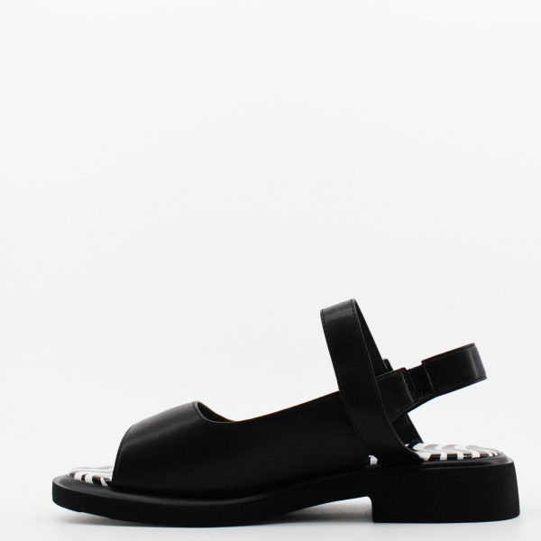 SPUR босоножки -классика в черном цвете