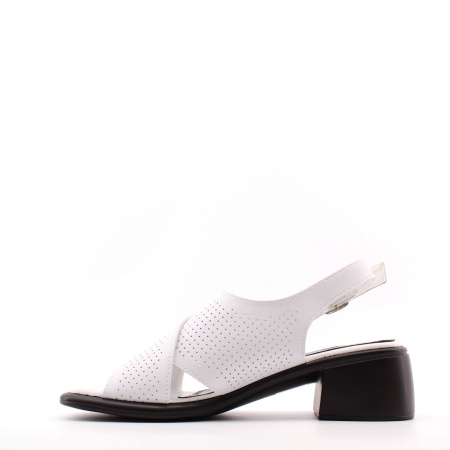 SPUR босоножки белые перфорированные