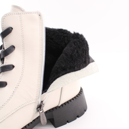 MADELLA ботинки молочного цвета