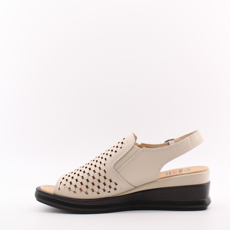 Босоножки TOFA