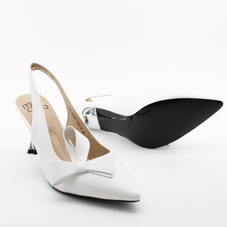 MADELLA белые туфли