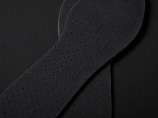 BRAUS стельки ODOUR STOP(хлопковая ткань+латекс c активированным углем) БЕЗРАЗМЕРНЫЕ