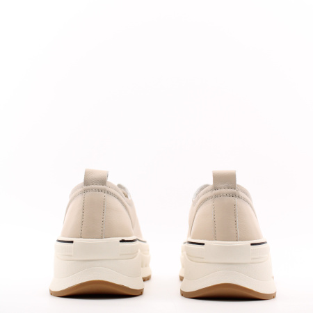 Кеды с перфорацией