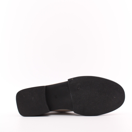 Светлые лоферы RESPECT