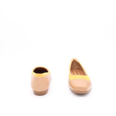 Балетки с лаковым носом PICCADILLY