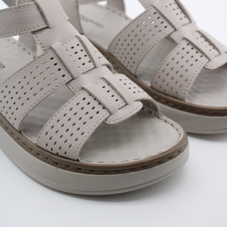 LAGRANDEZZA босоножки серого цвета