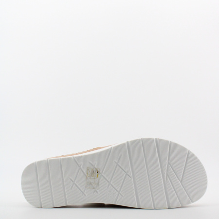 SPUR босоножки на танкетке