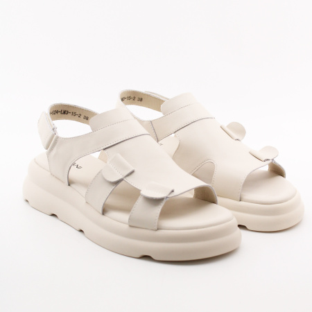 COVANI сандалии молочного цвета