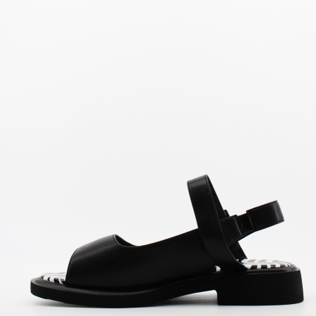 SPUR босоножки -классика в черном цвете