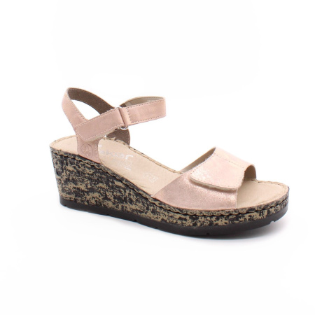 Босоножки на танкетке RIEKER