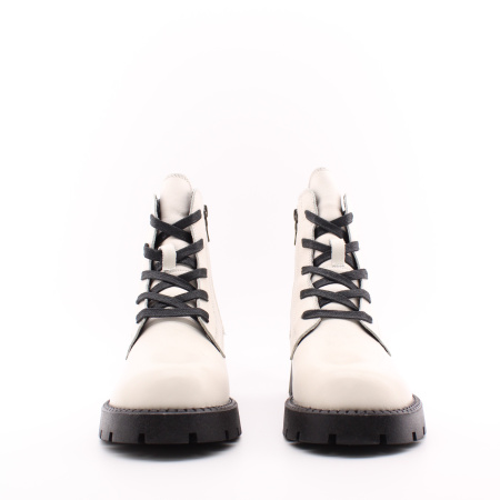 MADELLA ботинки молочного цвета