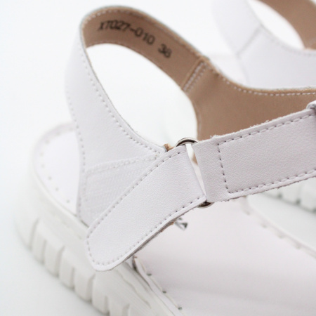 LAGRANDEZZA босоножки на залипе