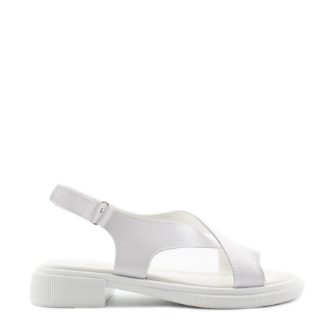 LAGRANDEZZA босоножки белого цвета